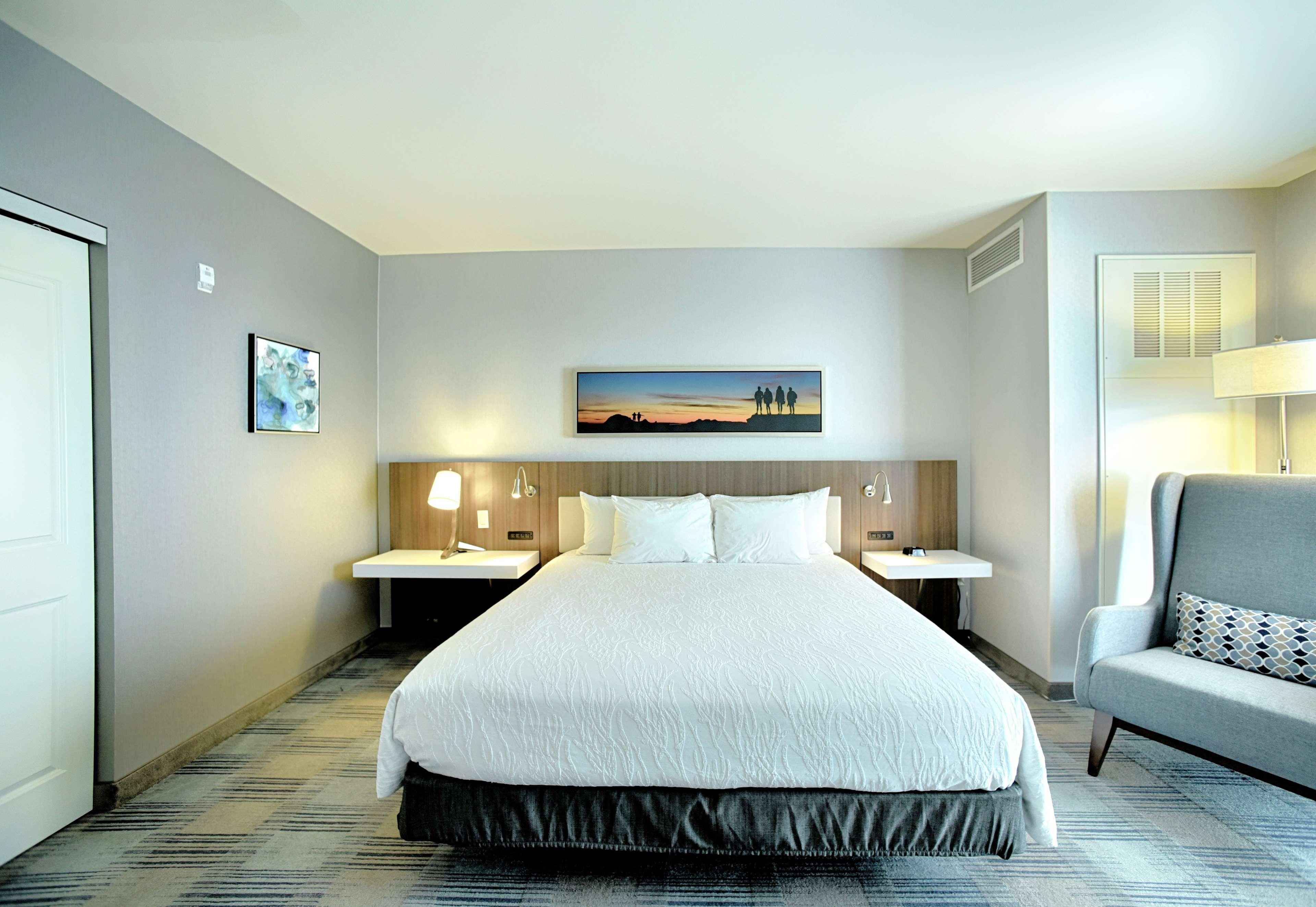 Hilton Garden Inn Santa Barbara/Goleta Екстериор снимка