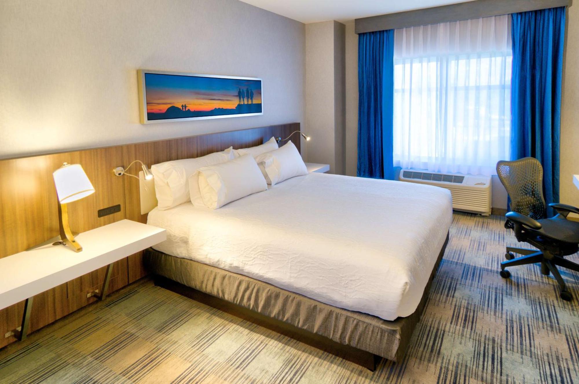 Hilton Garden Inn Santa Barbara/Goleta Екстериор снимка
