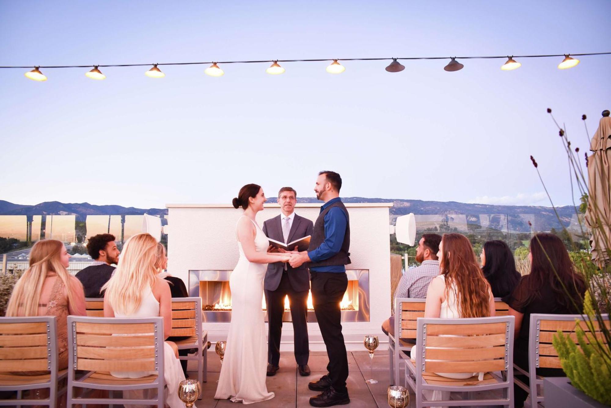 Hilton Garden Inn Santa Barbara/Goleta Екстериор снимка